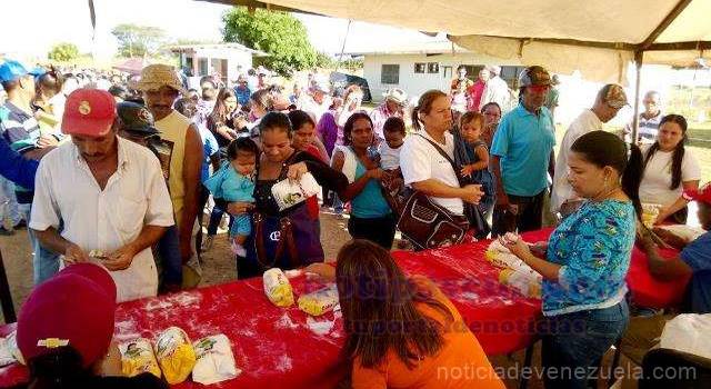 10-mas-de-3500-familias-recibieron-el-combo-de-harina-dona-goya